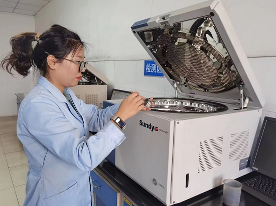 1705478324388071089.jpg 化验班班长 蔺佳丽 - 副本.jpg