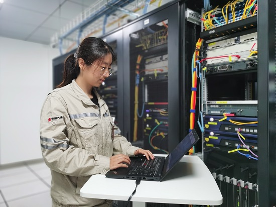 任虹：默默耕耘守护数字安全 (1) - 副本.jpg