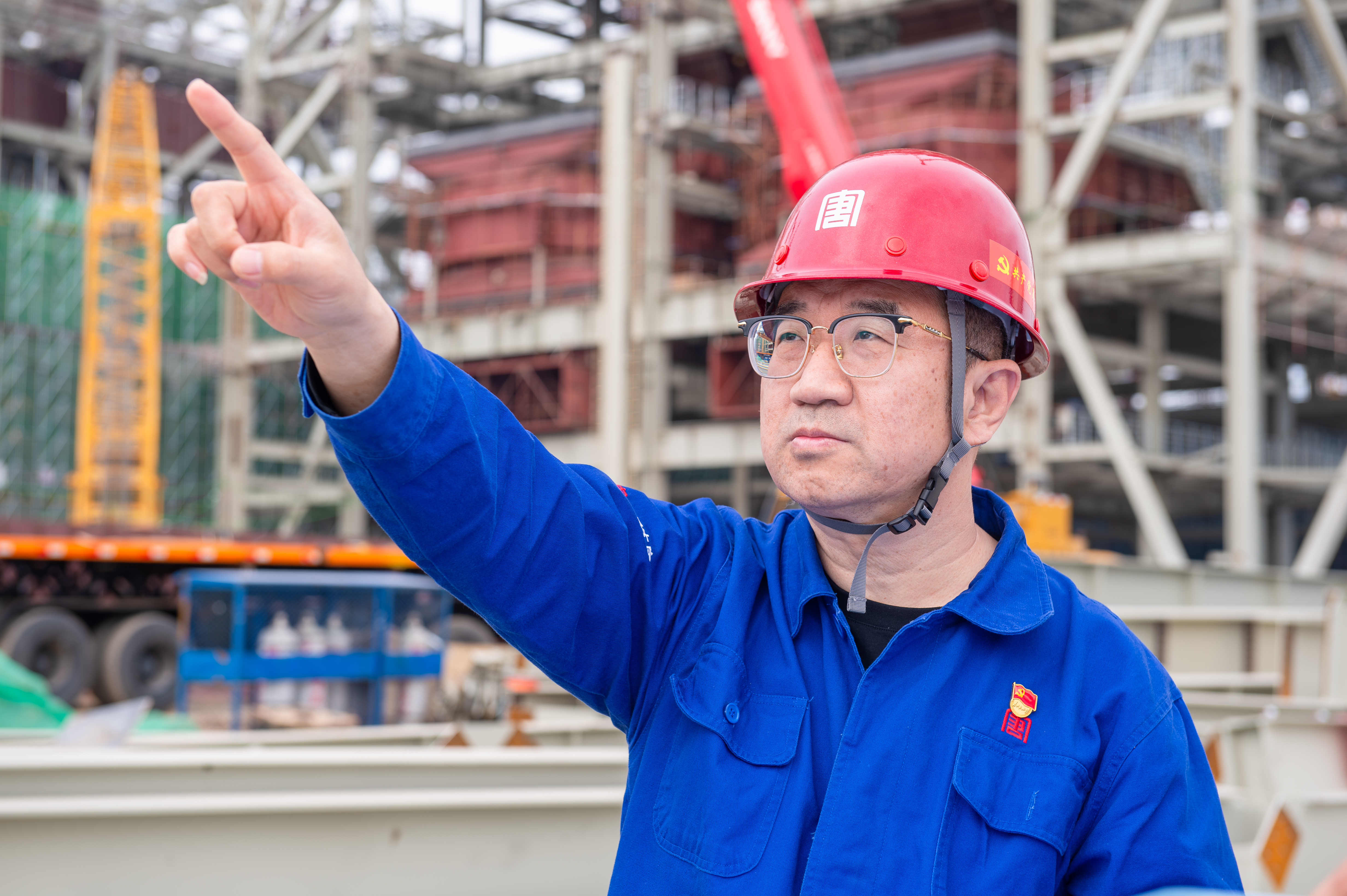 1715065680827055096.jpg 河北省劳动模范孔祥军|奔跑在陡电高质量发展的新征程(陡河热电公司) (2).jpg