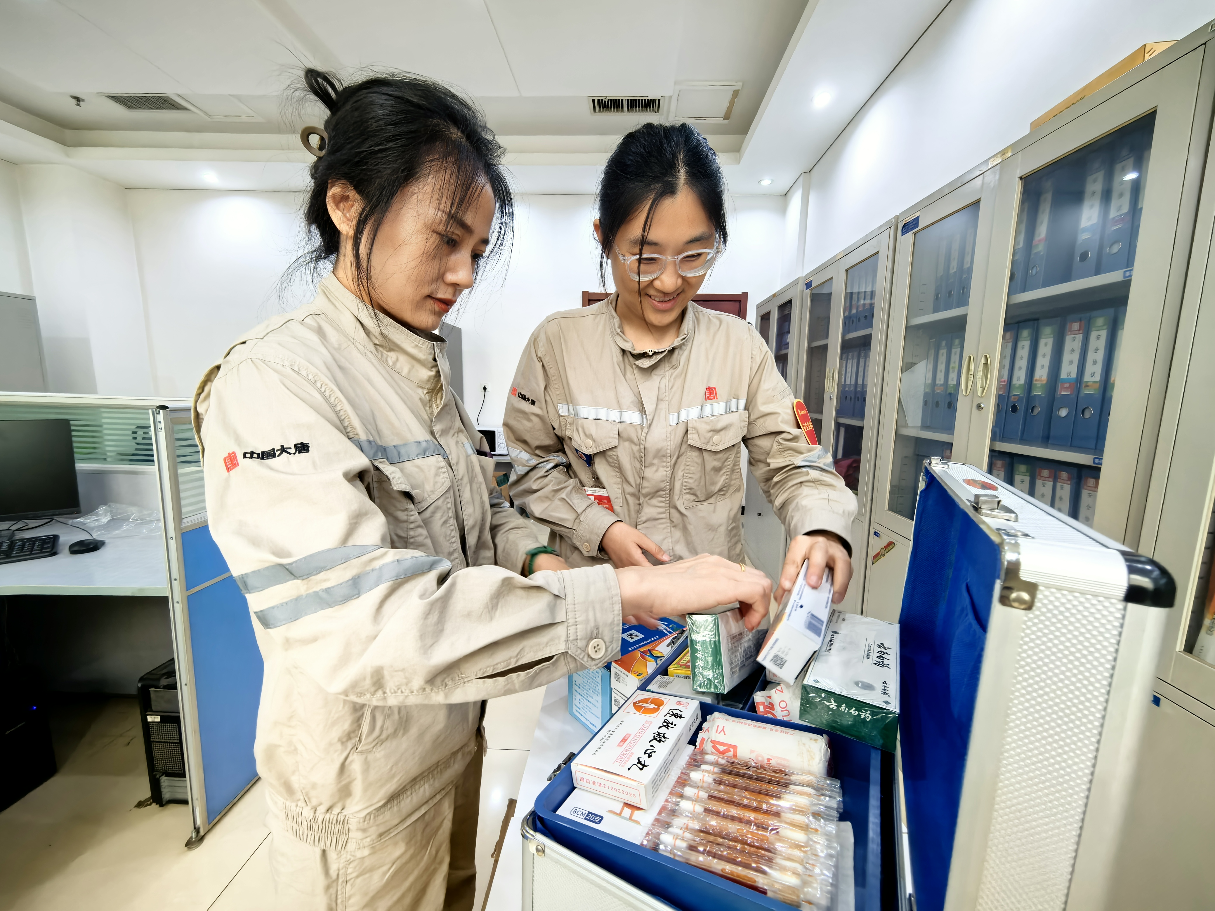 丰润热电公司：“移动驿站”关爱“职工安全” (2).jpg