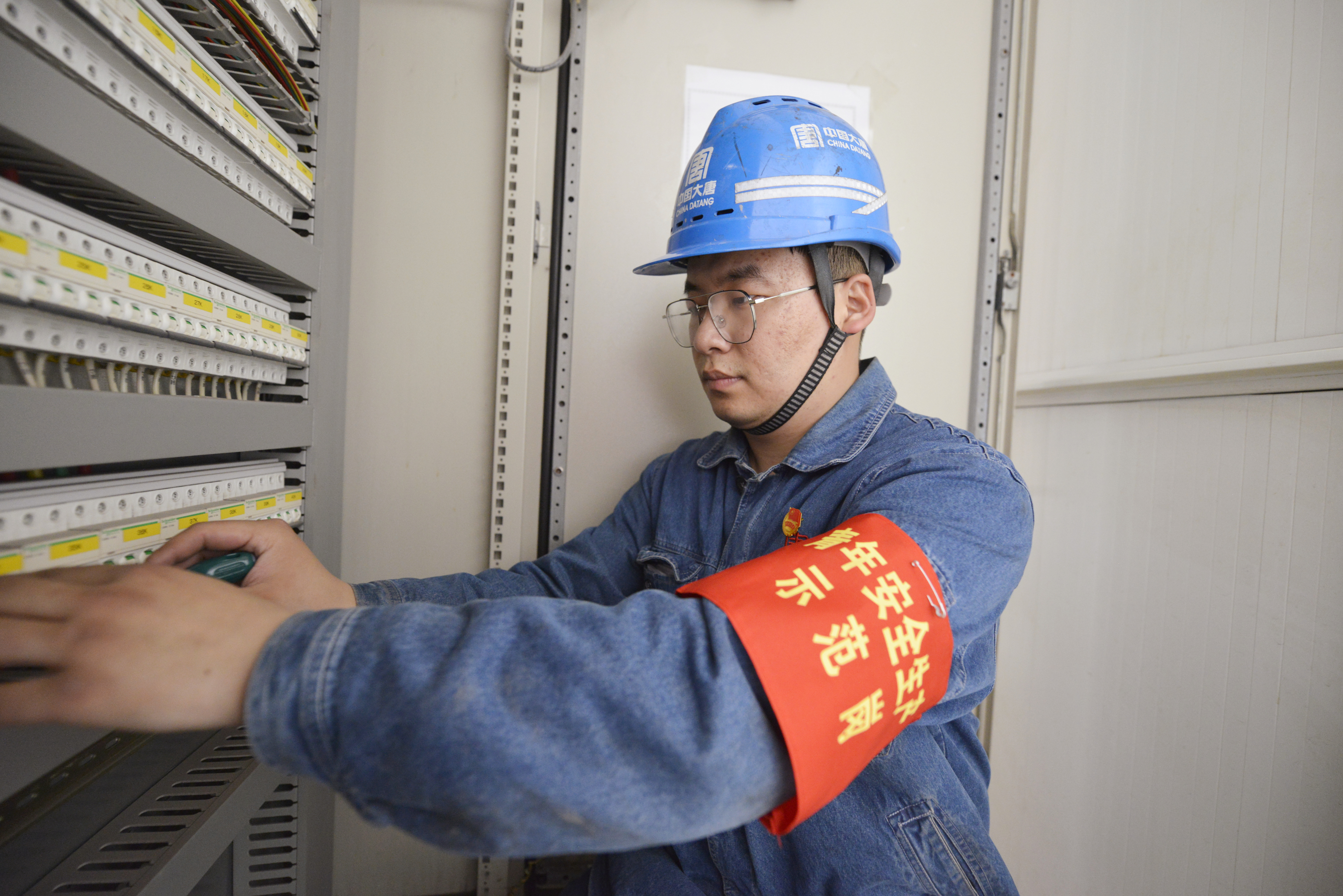 【最美球王会人】全国优秀共青团员张浩男（武安发电公司） (2).jpg